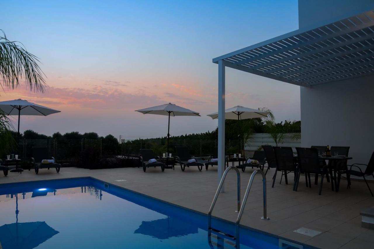Sophia'S Seaview Luxury Villas بافوس المظهر الخارجي الصورة